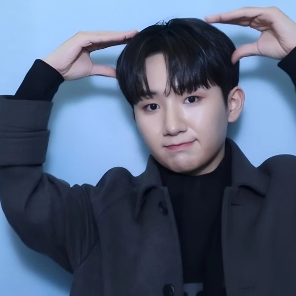 Popular photo full of fans’ love for Nam Seungmin