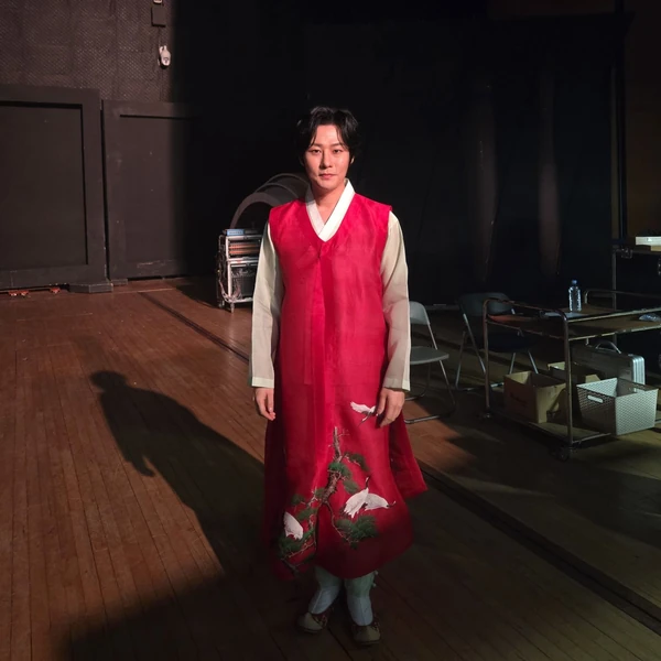 Popular photo full of fans’ love for Kang Moonkyung