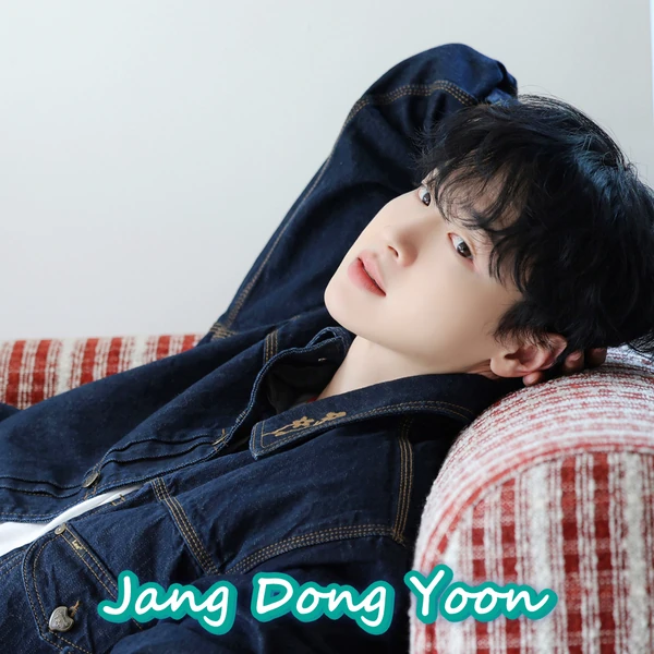 The most loved look of Jang Dongyoon today