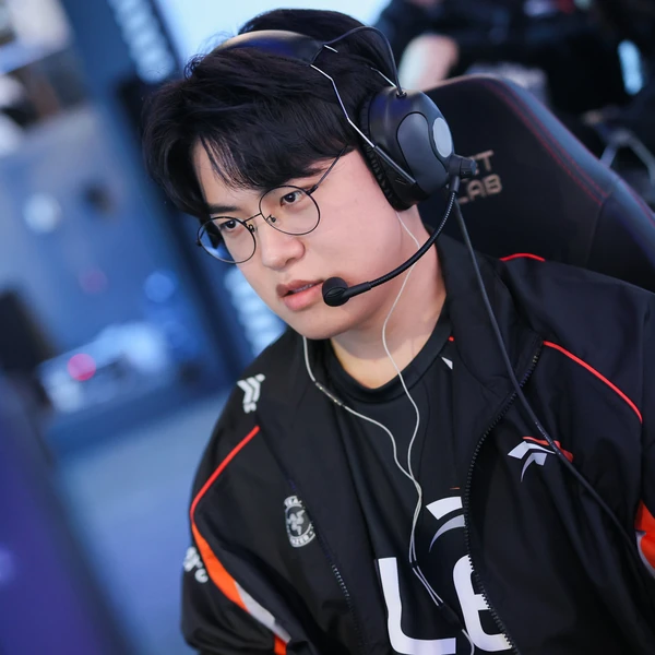 Momen gemilang Gumayusi yang dibuat oleh fandom