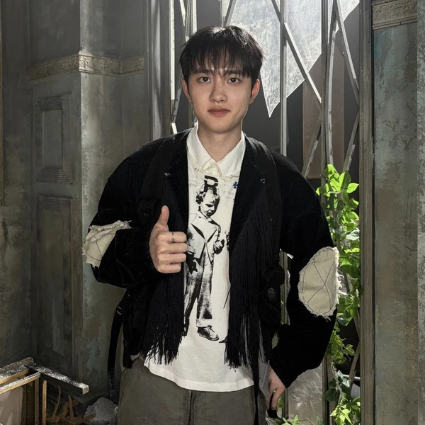 充满粉丝爱意的都暻秀 (D.O.)人气照片