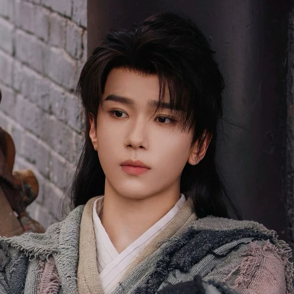 Popular photo full of fans’ love for Yu Chengen