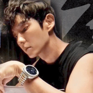 The most loved look of Lee Joongi today