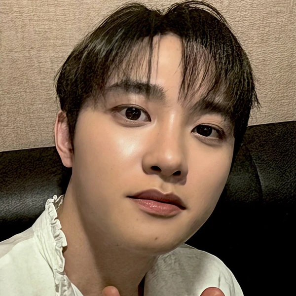 도경수 (디오) 팬심 가득한 인기 사진