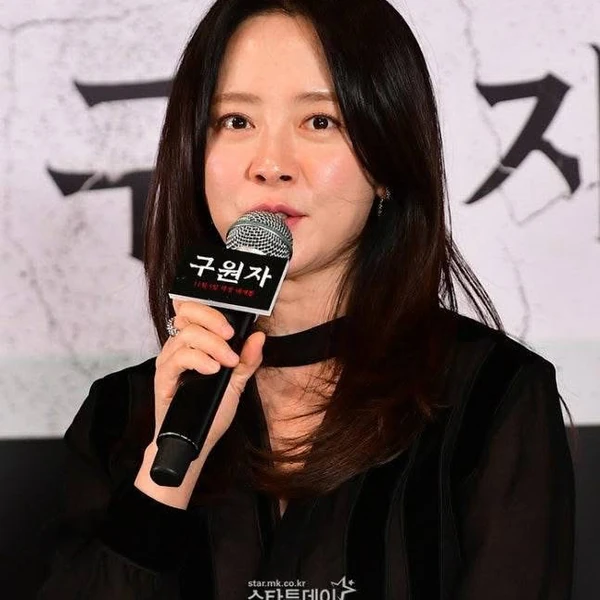 Foto populer Song Jihyo yang penuh cinta dari penggemar