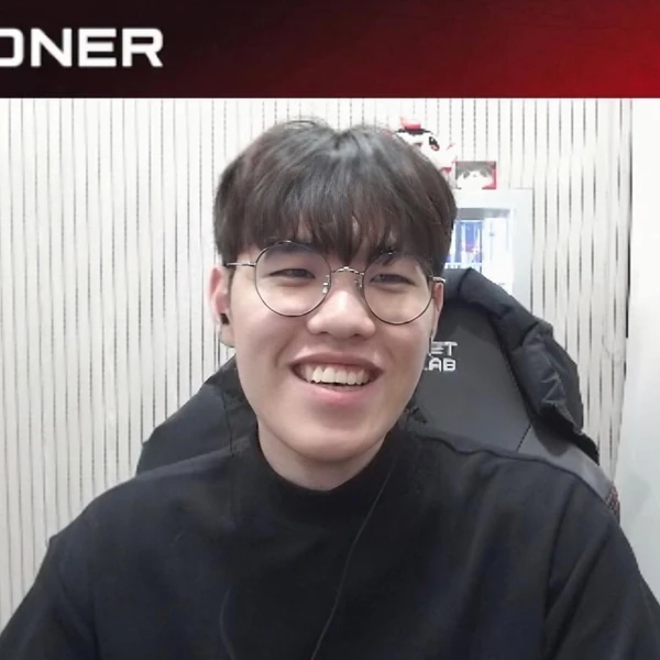 Today’s standout profile photo of Oner on Choeaedol Celeb