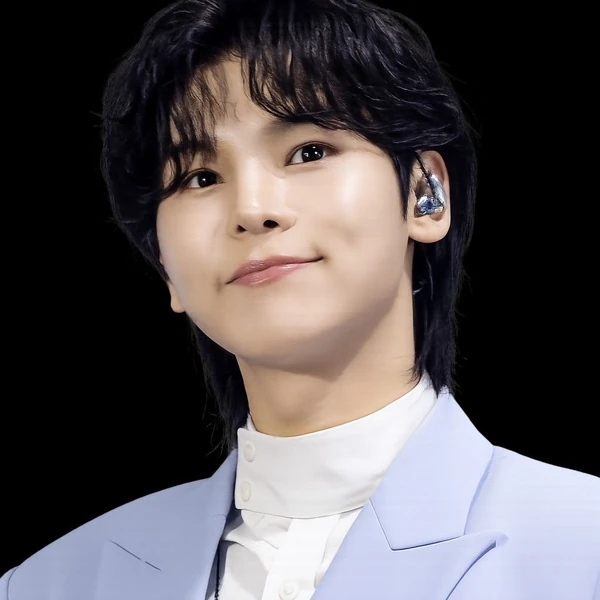 Popular photo full of fans’ love for Kim Junsu (1991)