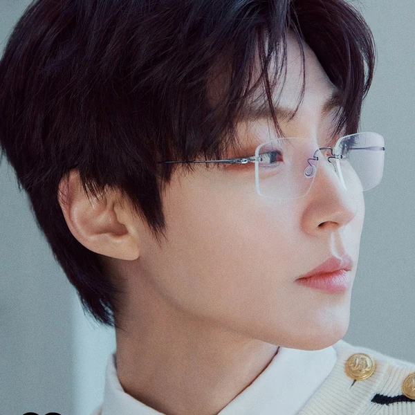 오늘 가장 사랑받은 황인엽의 모습