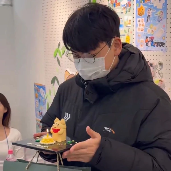 粉丝团打造的闪耀Gumayusi瞬间