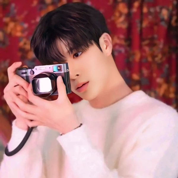 チョン・ドンウォンへのファンの愛が詰まった人気写真