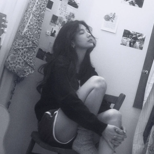 充滿粉絲愛的裴秀智人氣照片