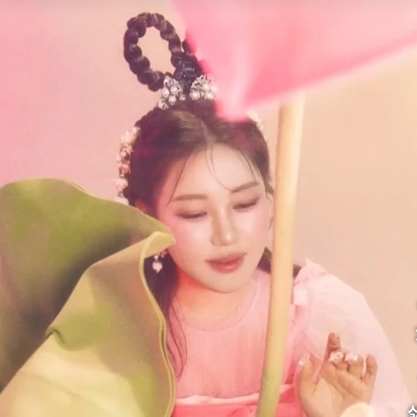 今日最も愛されたソン・ガインの姿