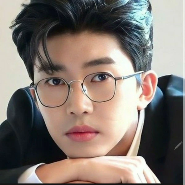 Penampilan Lim Youngwoong yang paling disukai hari ini