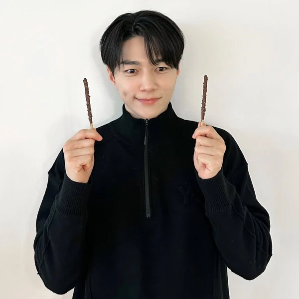 Top moment of Kim Myungsoo (L) chosen by fans