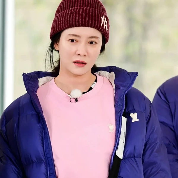 Penampilan Song Jihyo yang paling disukai hari ini