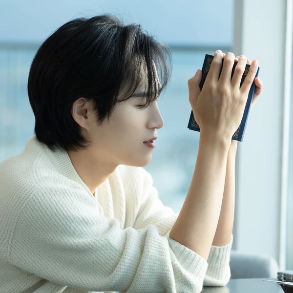 今天最受喜愛的金熙栽模樣