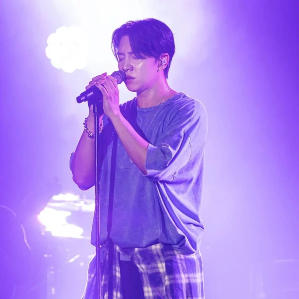 イ・スンギへのファンの愛が詰まった人気写真