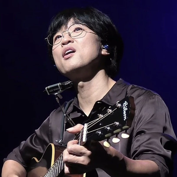 The most loved look of Bak Changgeun today