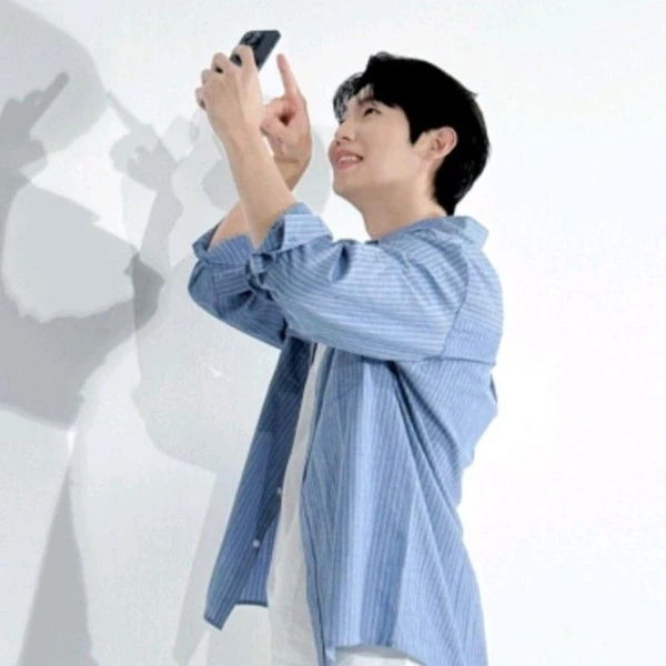 The most loved look of Son Taejin today