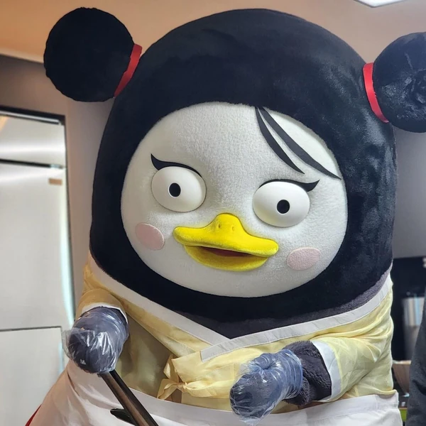 Popular photo full of fans’ love for Pengsoo