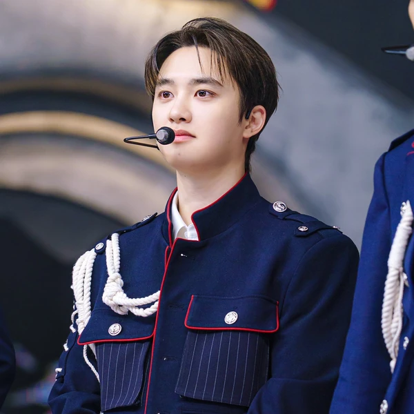 Penampilan Doh Kyungsoo (D.O.) yang paling disukai hari ini