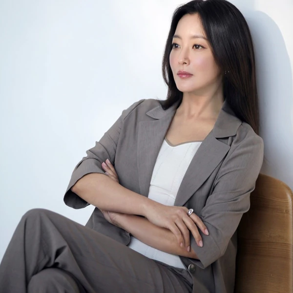 The most loved look of Kim Heesun today