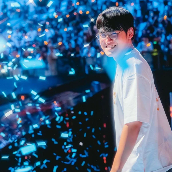 Top moment of Gumayusi selected by the fandom