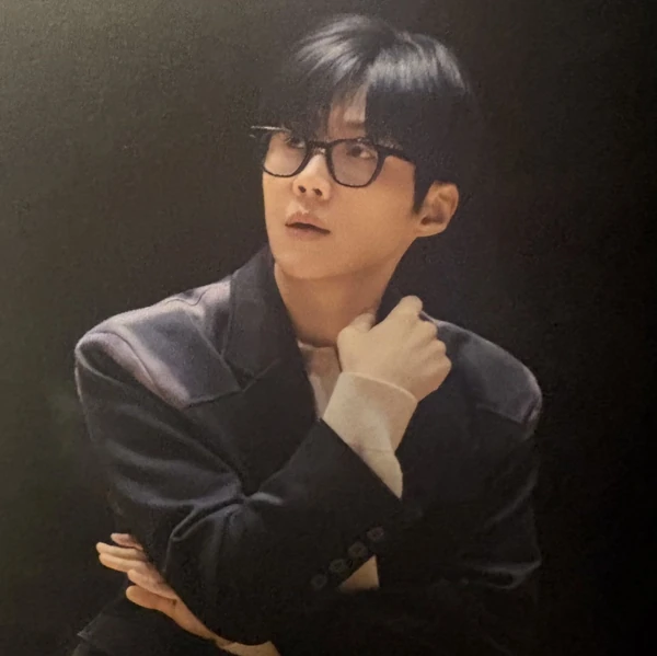 The most loved look of Kim Seonho today