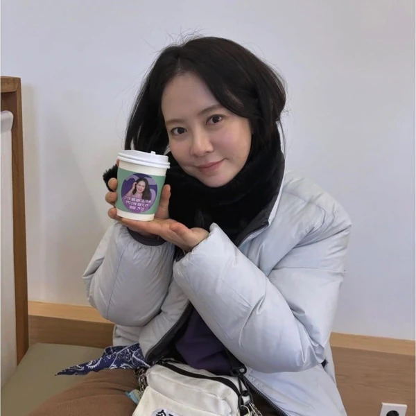 ソン・ジヒョへのファンの愛が詰まった人気写真