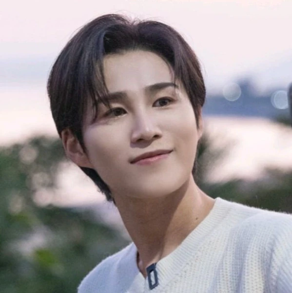 今天最受喜愛的金熙栽模樣