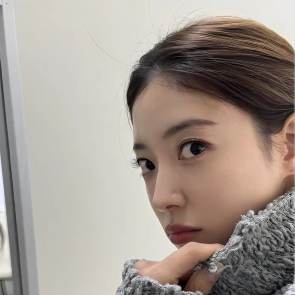 Popular photo full of fans’ love for Lee Seyoung