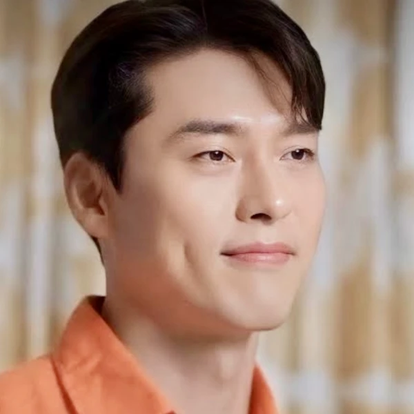 The most loved look of Hyun Bin today