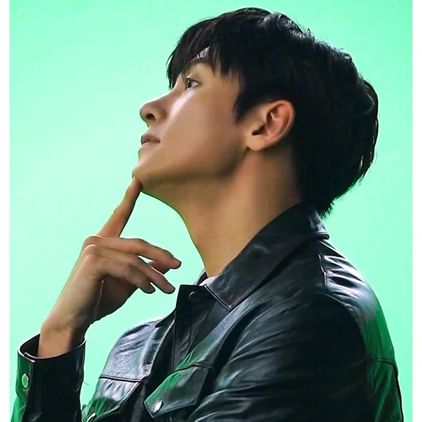 The most loved look of Ji Changwook today