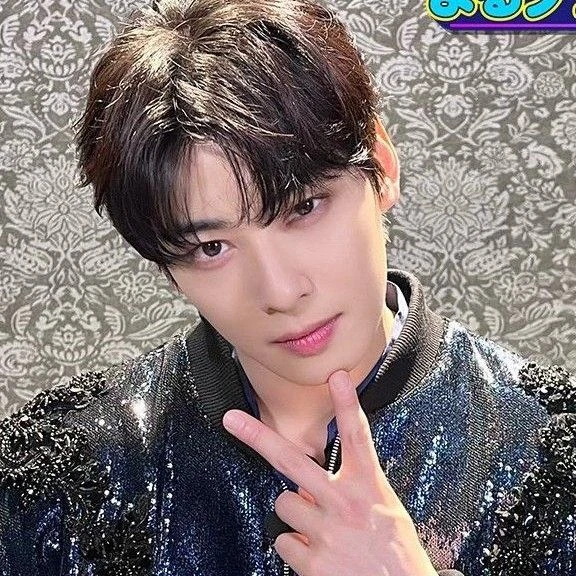 Top moment of Cha Eunwoo chosen by fans