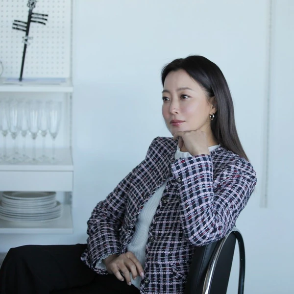 Popular photo full of fans’ love for Kim Heesun