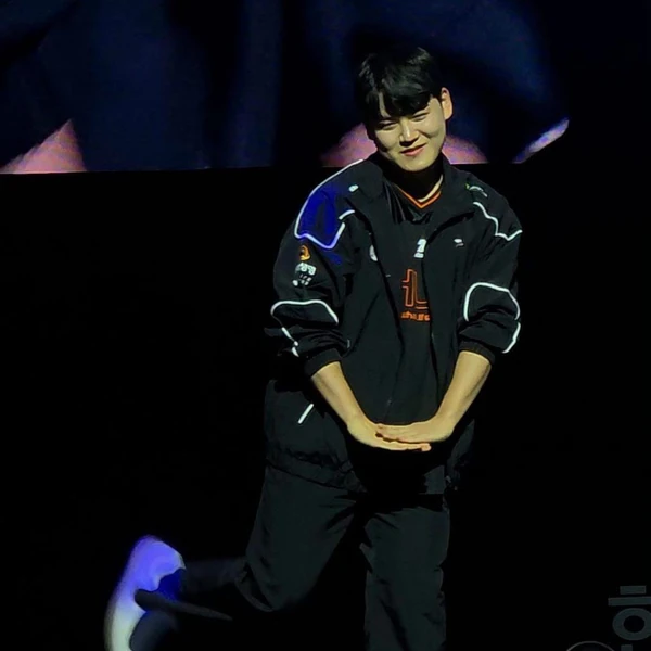 Gumayusi社区中最受欢迎的横幅帖子