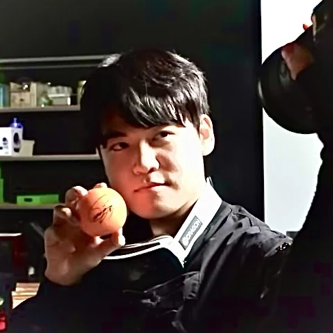 Postingan banner paling populer di komunitas Gumayusi