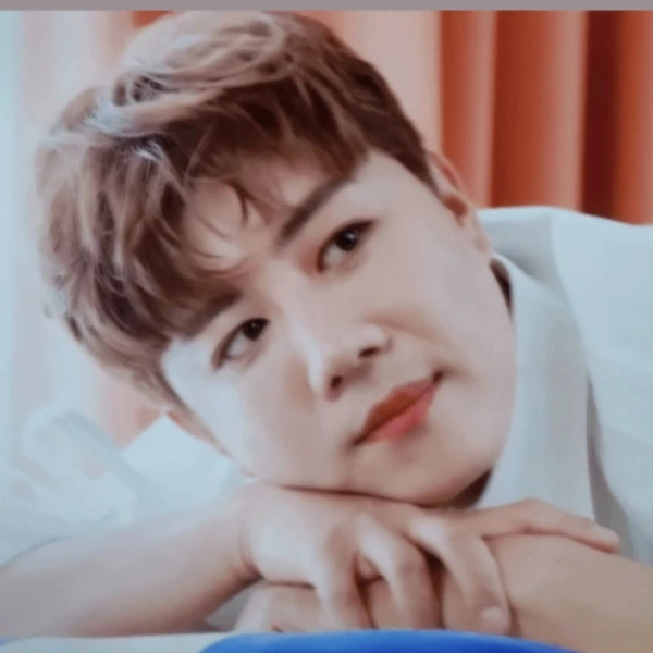 今天最受喜爱的晋海成模样