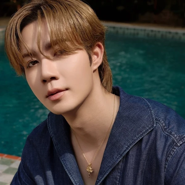 Popular photo full of fans’ love for ZeePruk