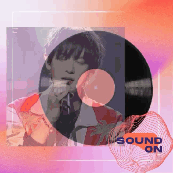 The most loved look of Chanyeol today