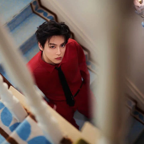 Popular photo full of fans’ love for Tian Xuning