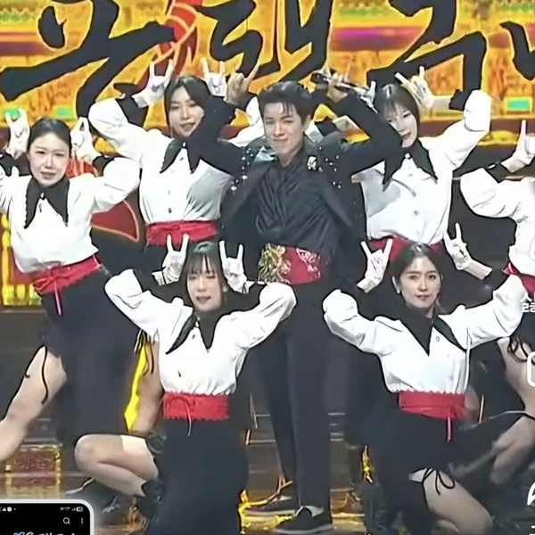 Popular photo full of fans’ love for Na Taejoo