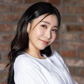 The most loved look of Huh Chanmi today