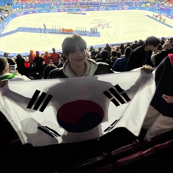 Popular photo full of fans’ love for Choi Minho