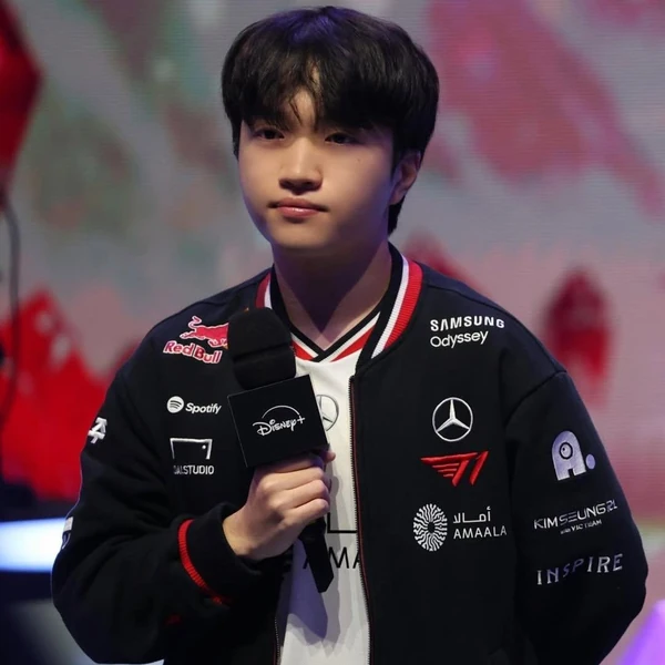 Top moment of Keria chosen by fans