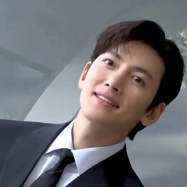 チ・チャンウクへのファンの愛が詰まった人気写真