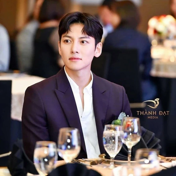 チ・チャンウクへのファンの愛が詰まった人気写真