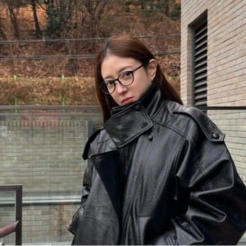 Popular photo full of fans’ love for Lee Seyoung