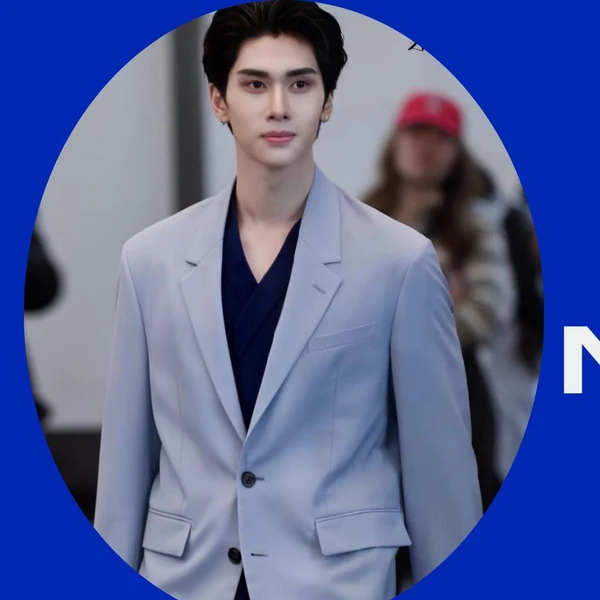 Popular photo full of fans’ love for Dunk Natachai Boonprasert