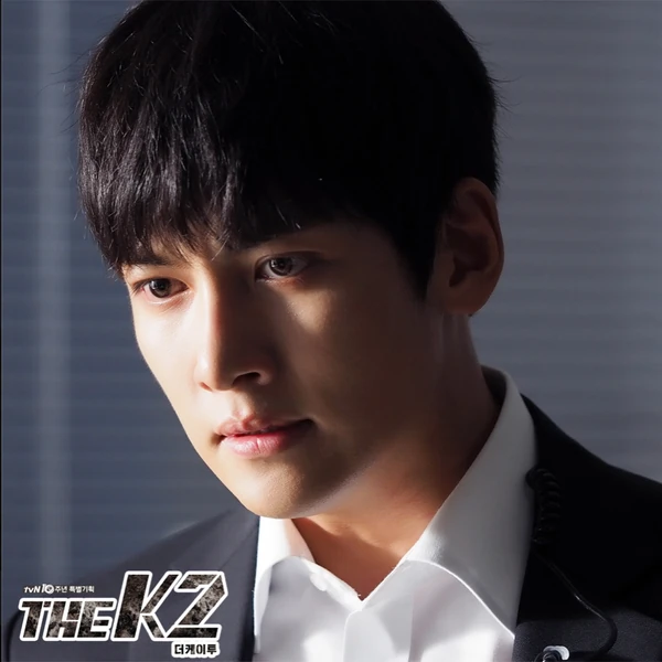Popular photo full of fans’ love for Ji Changwook